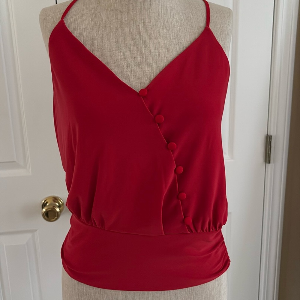 White House black market, beautiful spaghetti adjustable strap women’s top